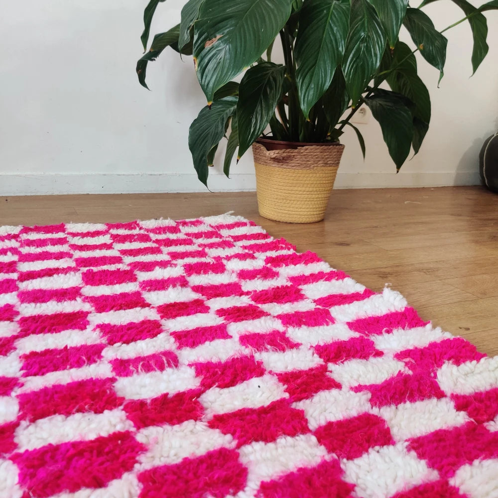 Petit Tapis Berbère carreaux rose - MAZIR Décoration