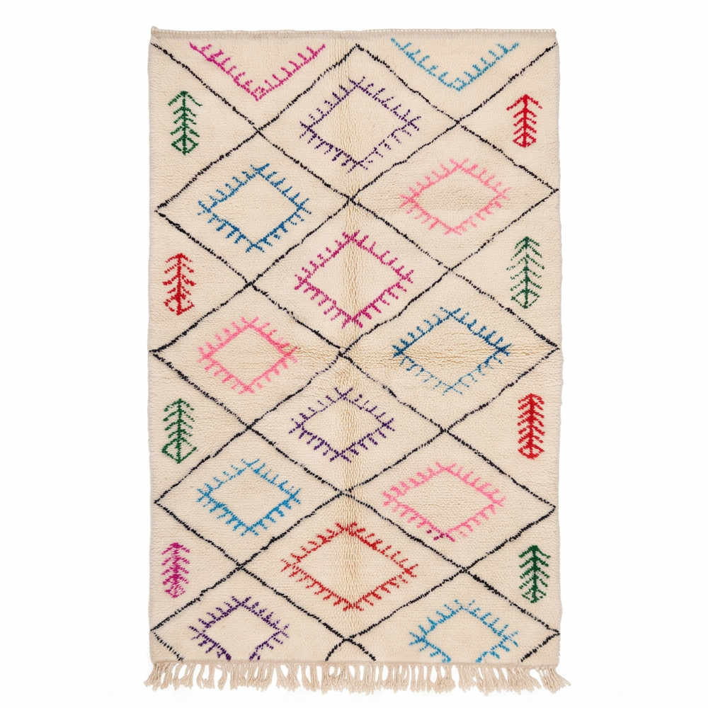 Vue de dessus du tapis Béni Ouarain à losanges multicolores