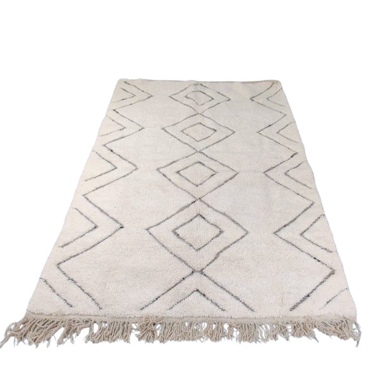 tapis marocain blanc et noir