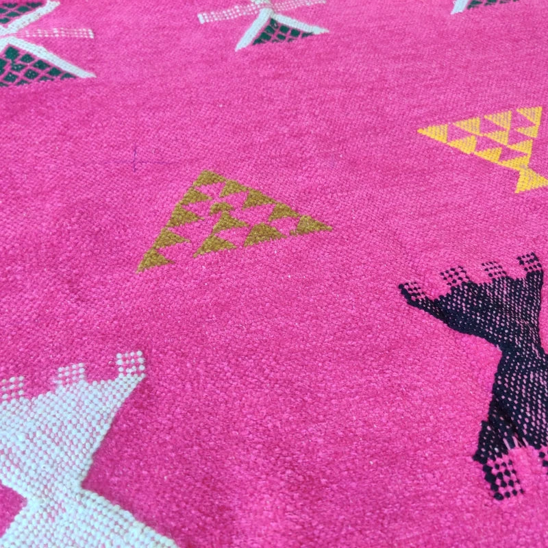 Tapis berbère rose ethnique - MAZIR Décoration