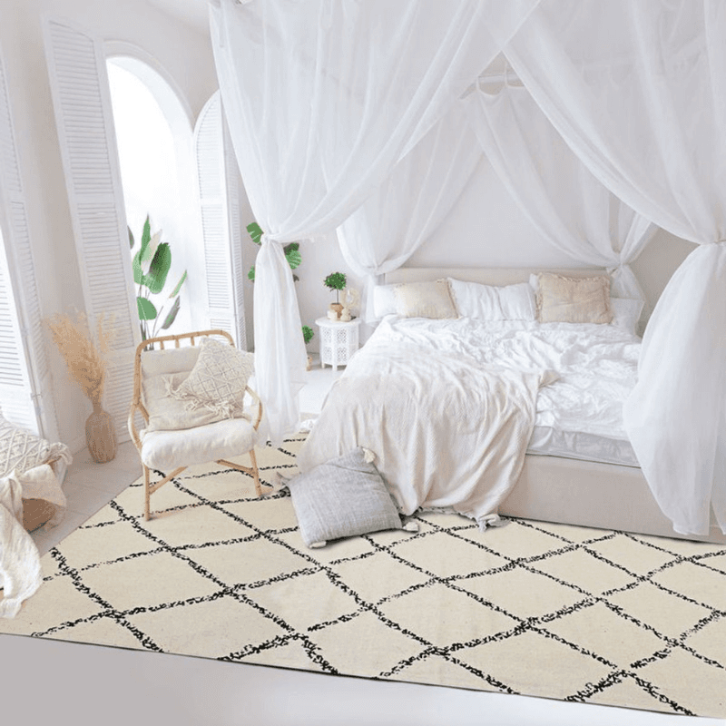 Tapis Berbère blanc patine à motif losange ambiance bohème