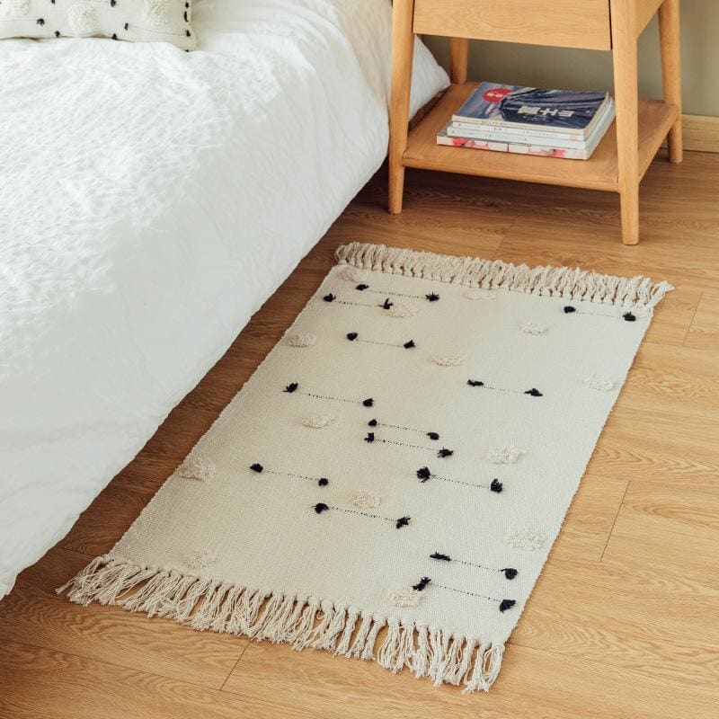 Tapis Inspiration berbère Pompons blancs et noirs - MAZIR