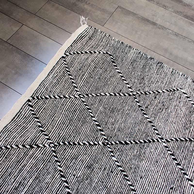 tapis berbere noir