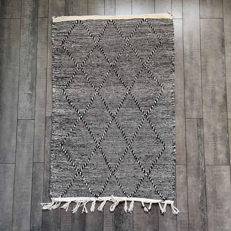 tapis boheme noir