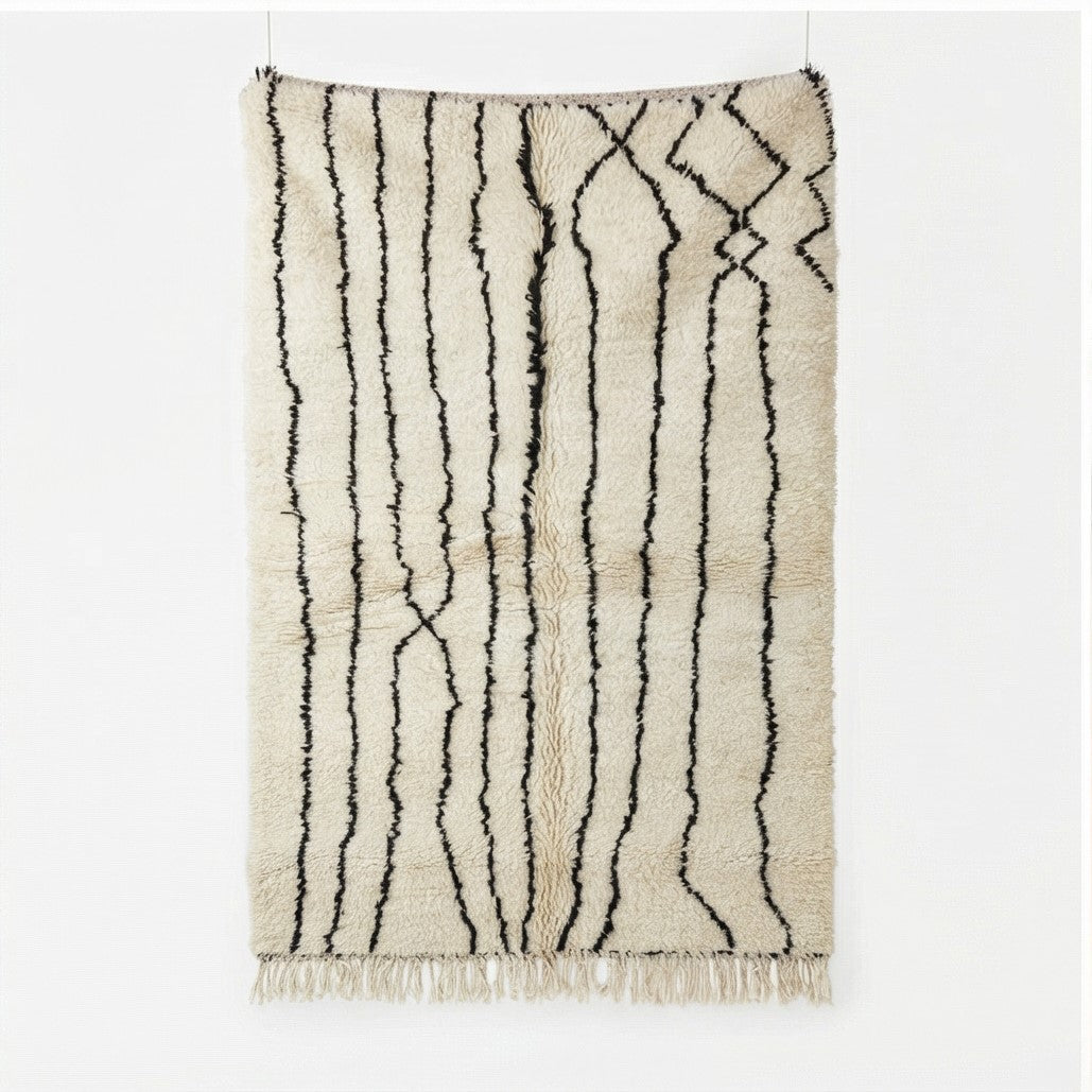 Tapis berbère blanc noir style Azilal