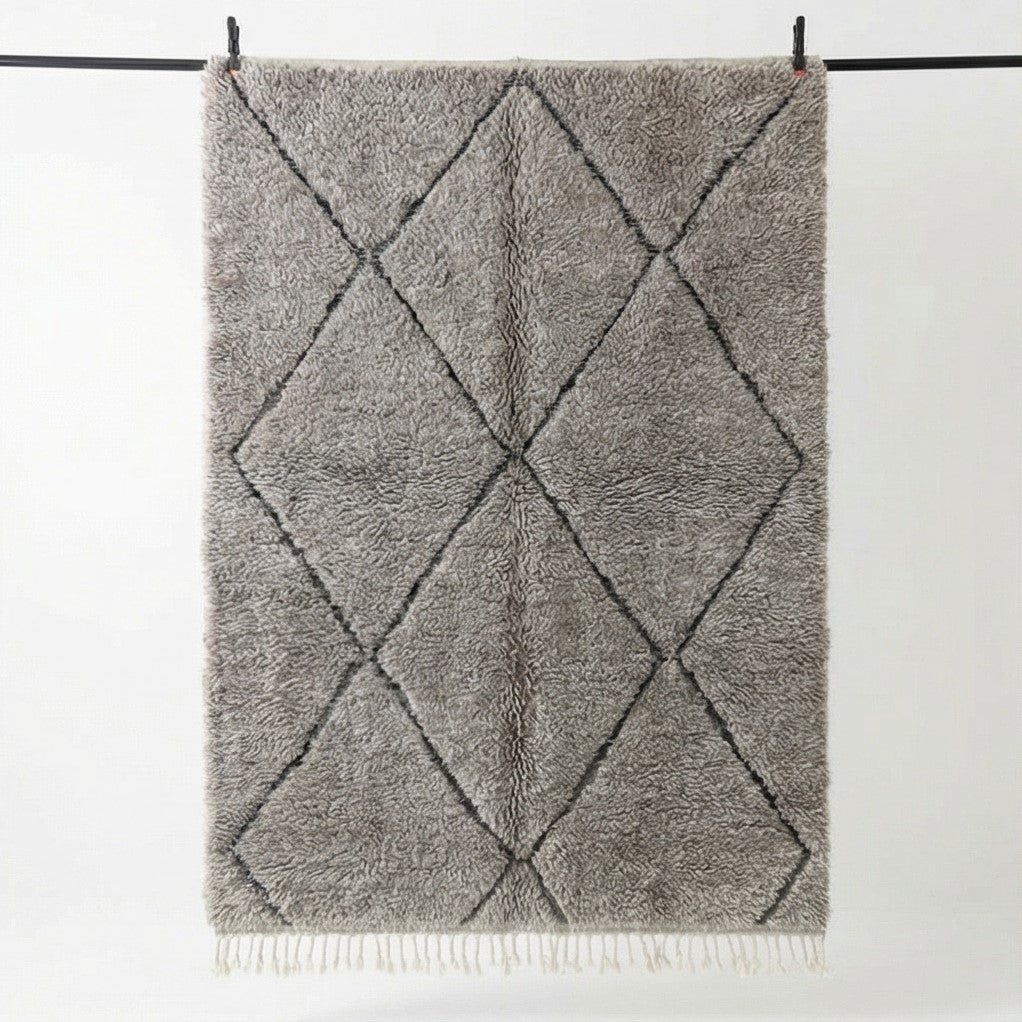 Grand tapis marocain gris à losanges 200x300 cm