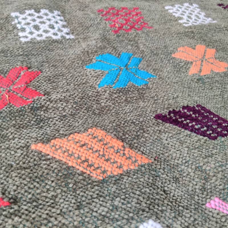 Tapis marocain vert bohème <br> 95x140 cm - MAZIR Décoration