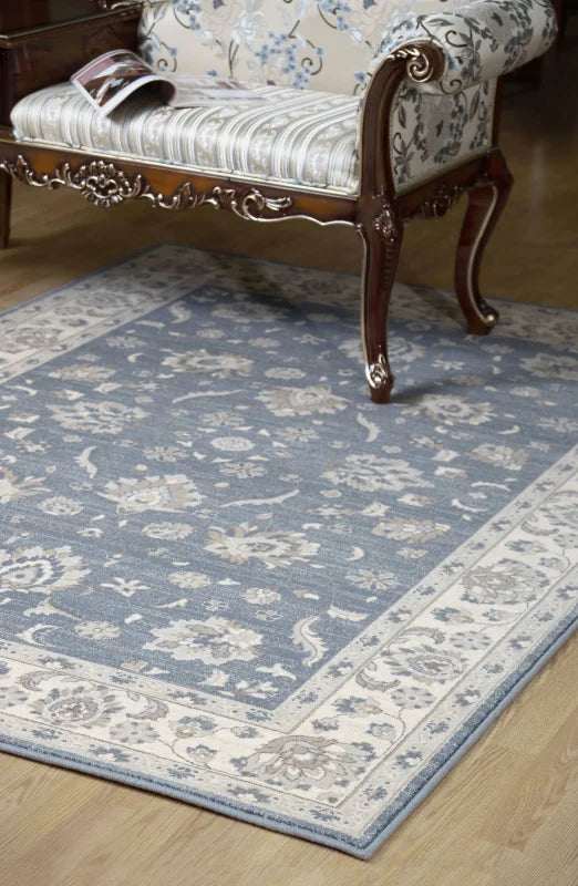 Tapis orient bleu