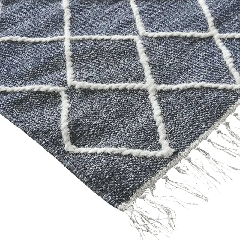 Tapis beni Ouarain fin bleu décoration berbère