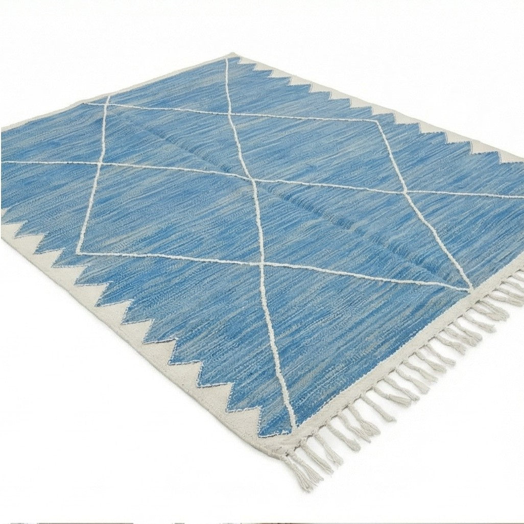 Tapis Zanafi bleu à losanges blancs