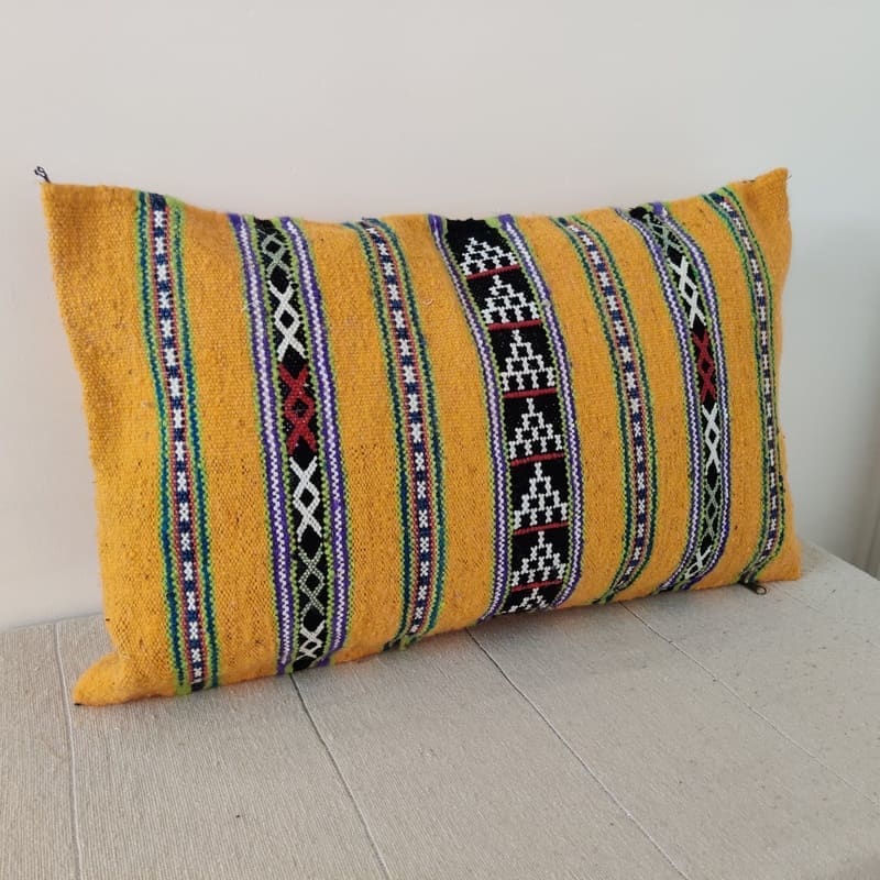 coussin boheme jaune