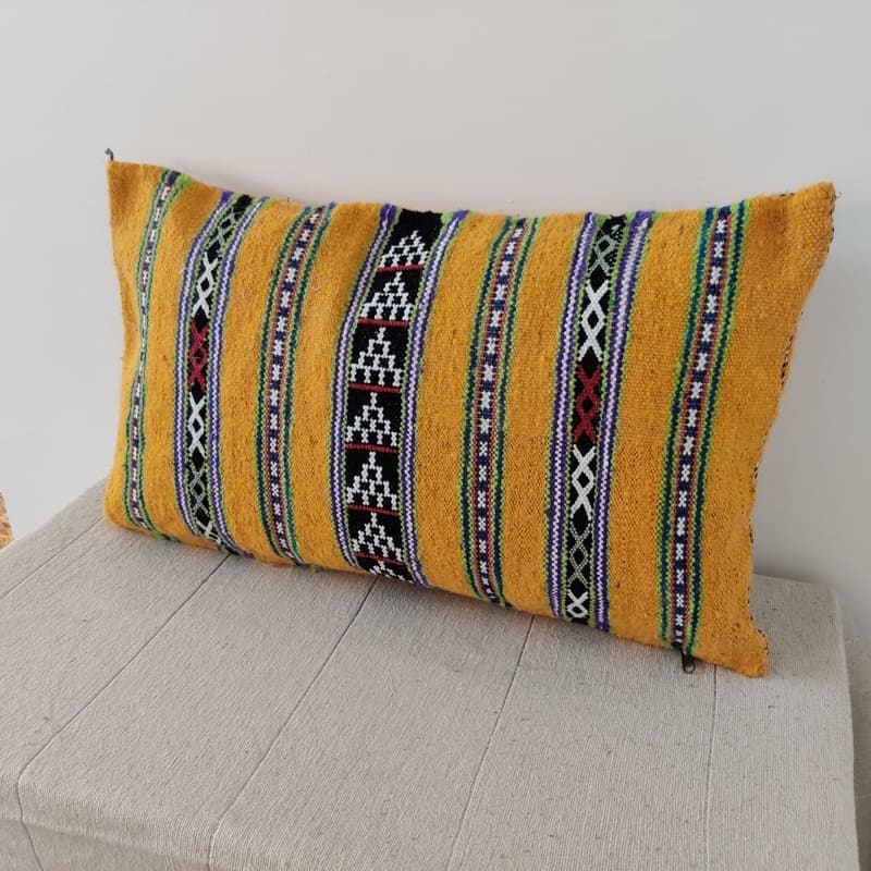 coussin berbere jaune