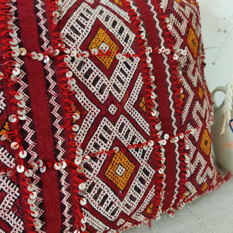 coussin kilim a sequins