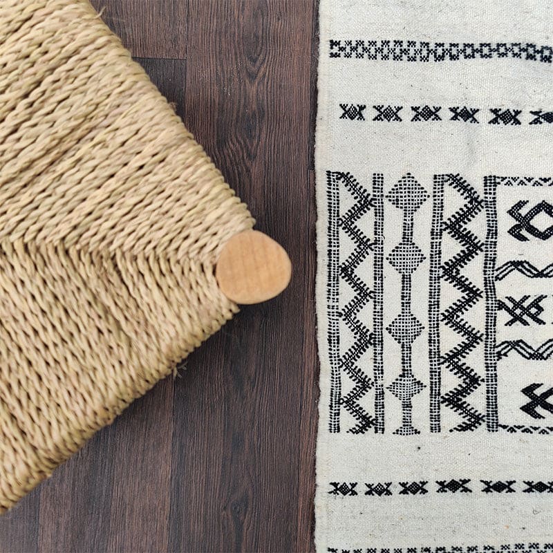 tapis blanc motif turc kilim
