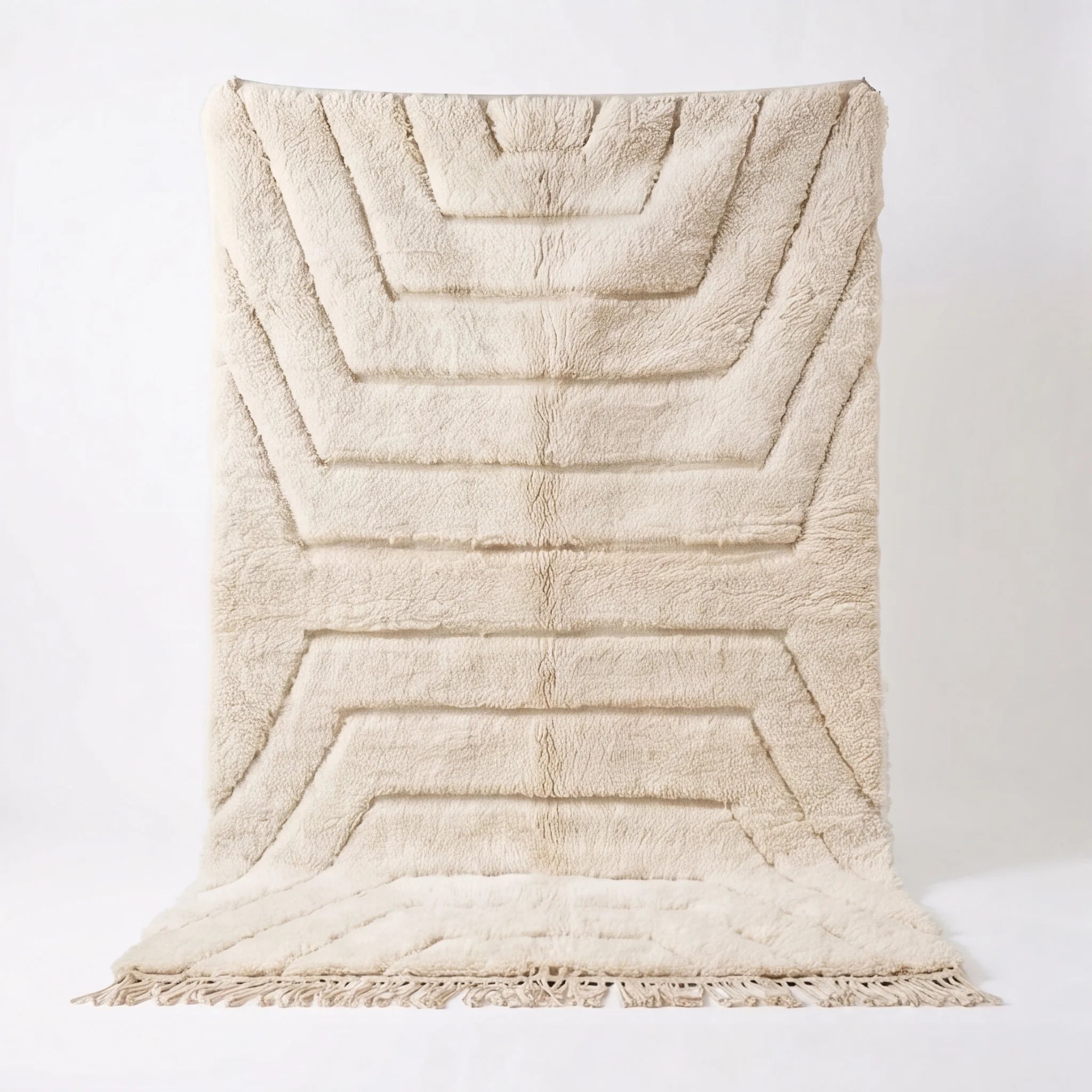 Tapis berbère écru motif abstrait
