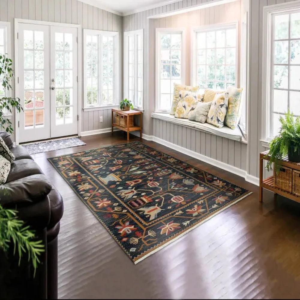 Tapis persan floral noir