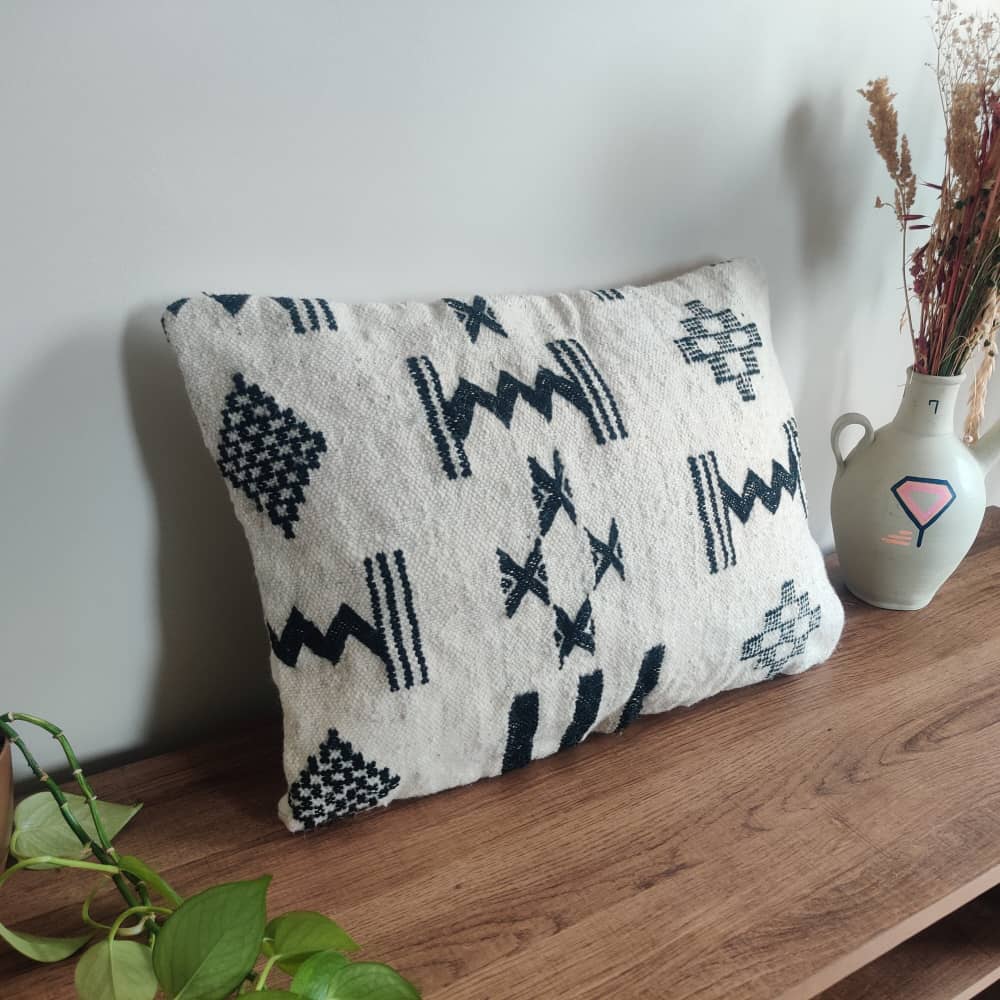 Coussin kilim Géo Noir & Blanc | MAZIR Décoration