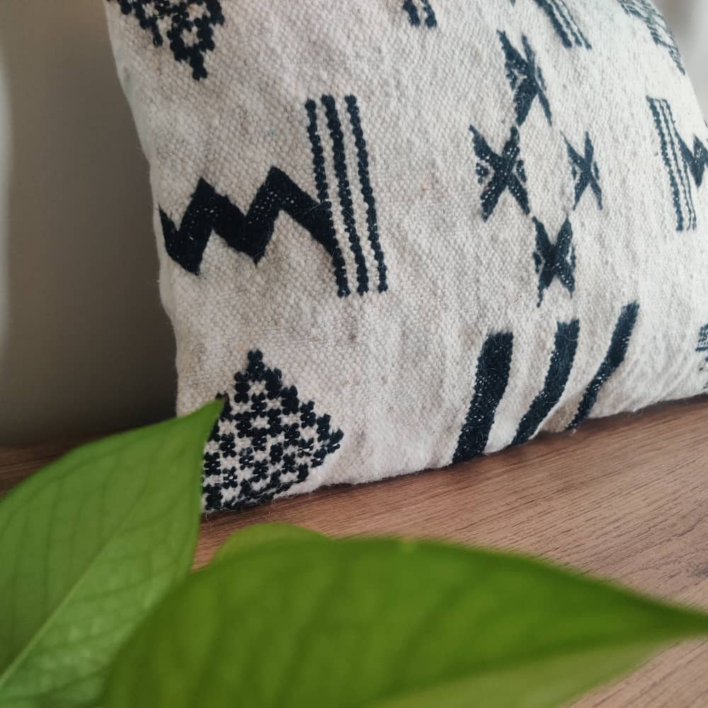 Coussin kilim Géo Noir & Blanc | MAZIR Décoration