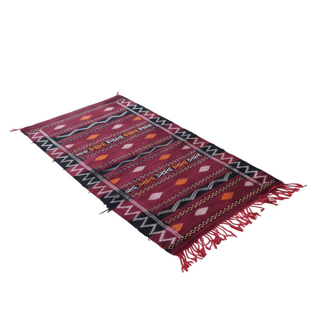 Tapis Kilim bordeaux et noir motifs berbères