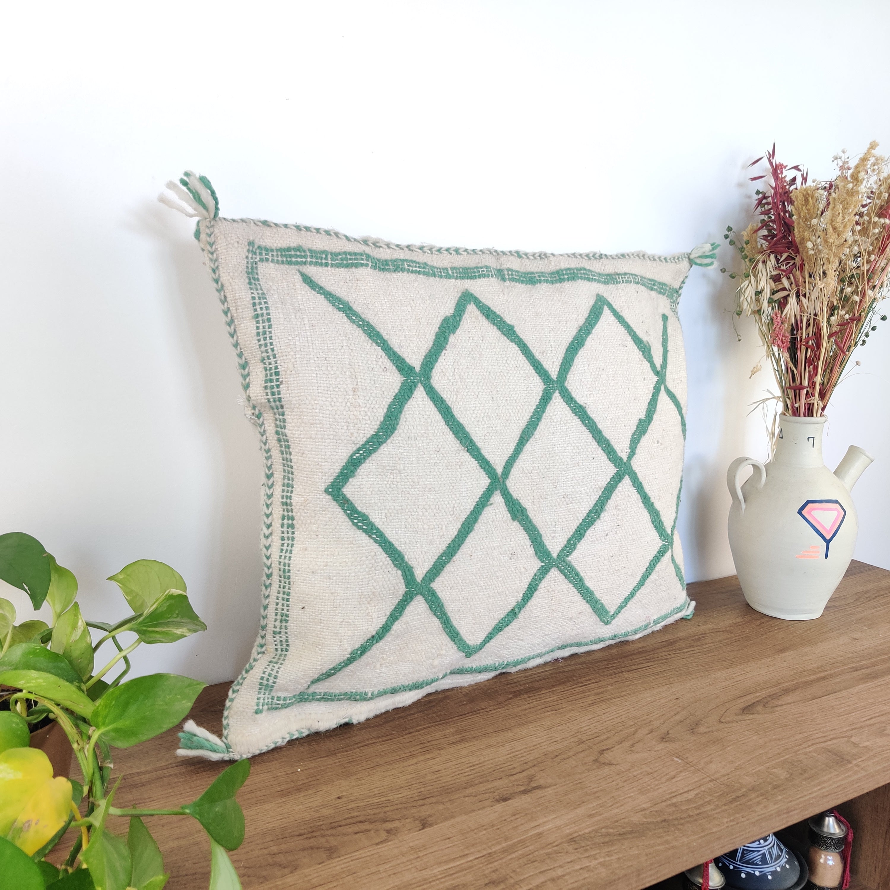 Coussin marocain blanc vert Kilim - MAZIR Décoration