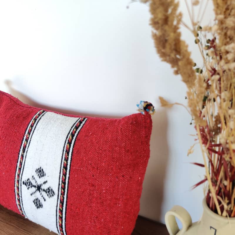 Coussin rectangulaire rouge et blanc - MAZIR Décoration