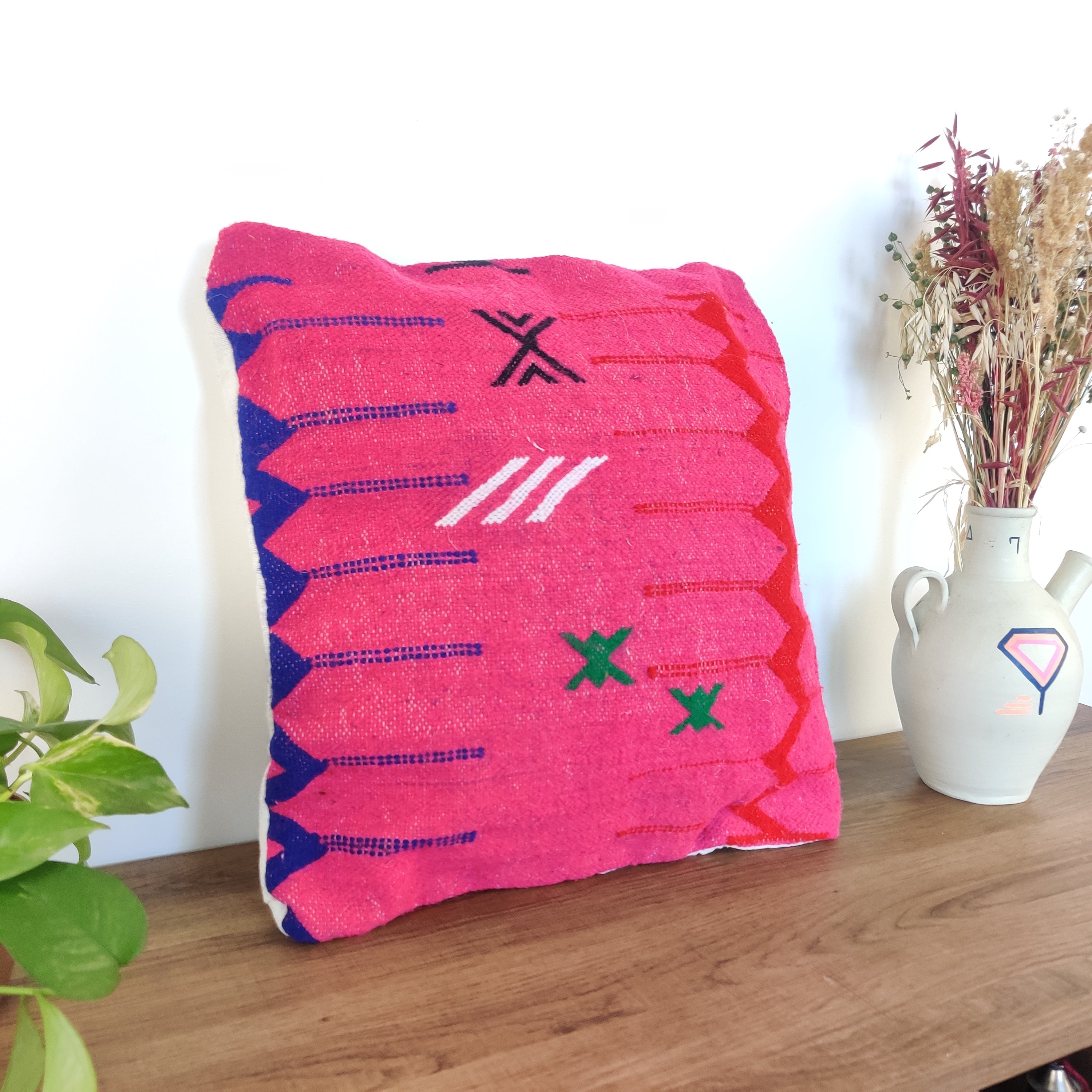 Coussin marocain tribal rose - MAZIR Décoration