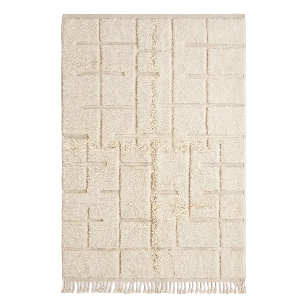 Vue de dessus du tapis Béni Ouarain écru et beige à quadrillage architectural en relief