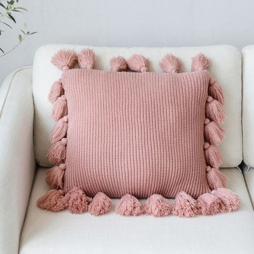 coussin pompon rose