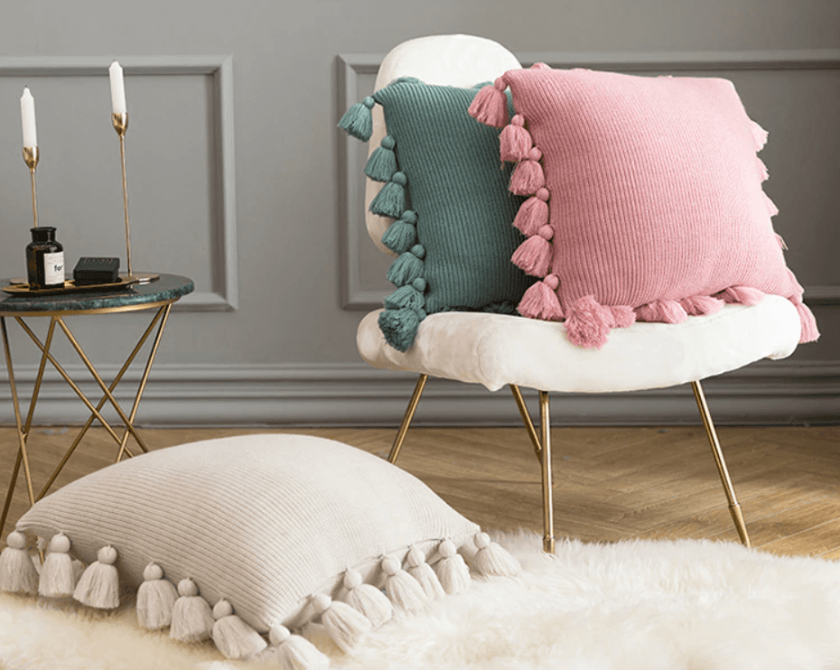 coussin pompon berbère