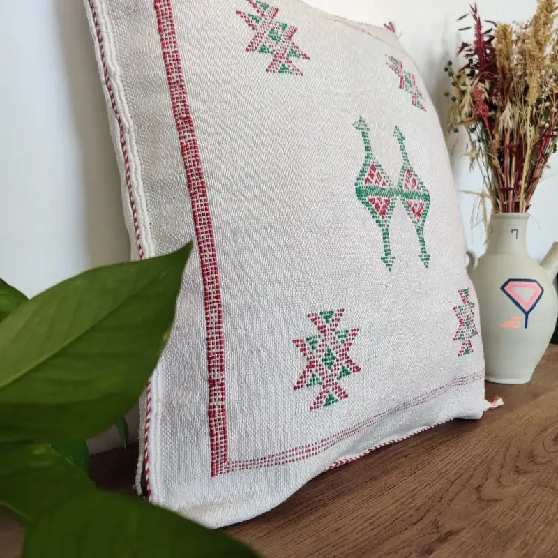 Vue approchée des détails du Coussin Sabra Blanc lunaire