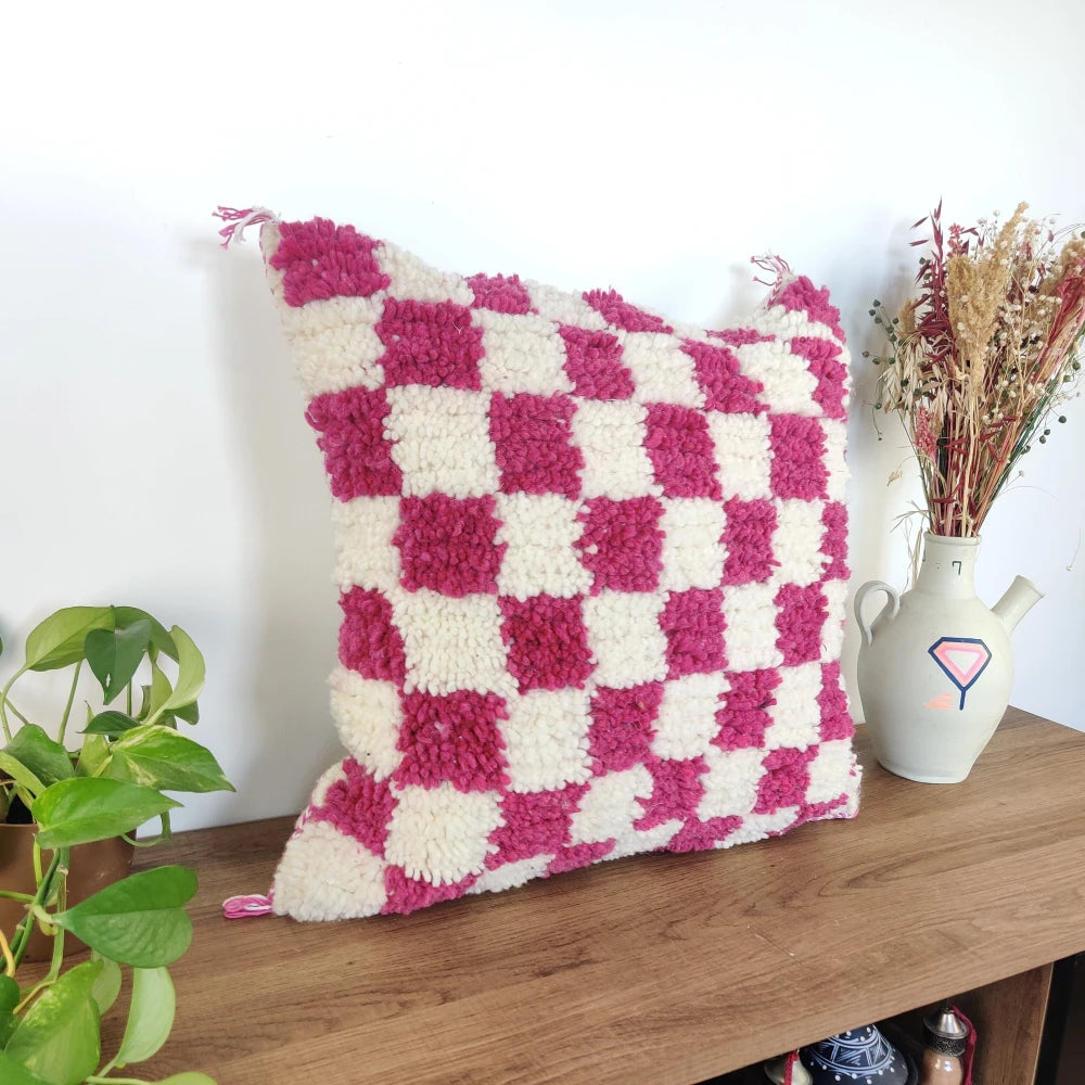 Coussin berbère carreaux magenta - MAZIR Décoration