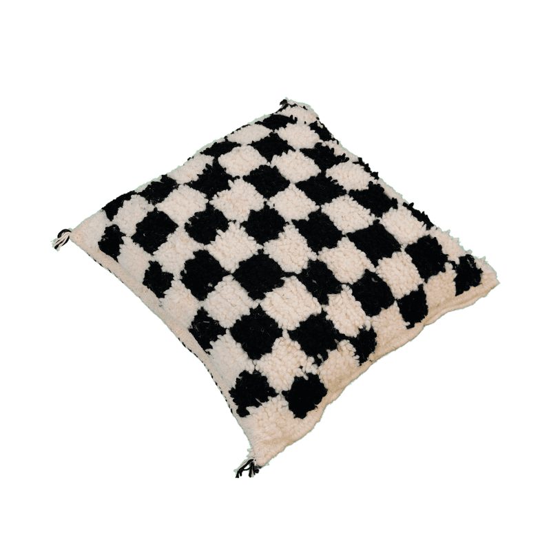 Coussin marocain noir et blanc au motif damier