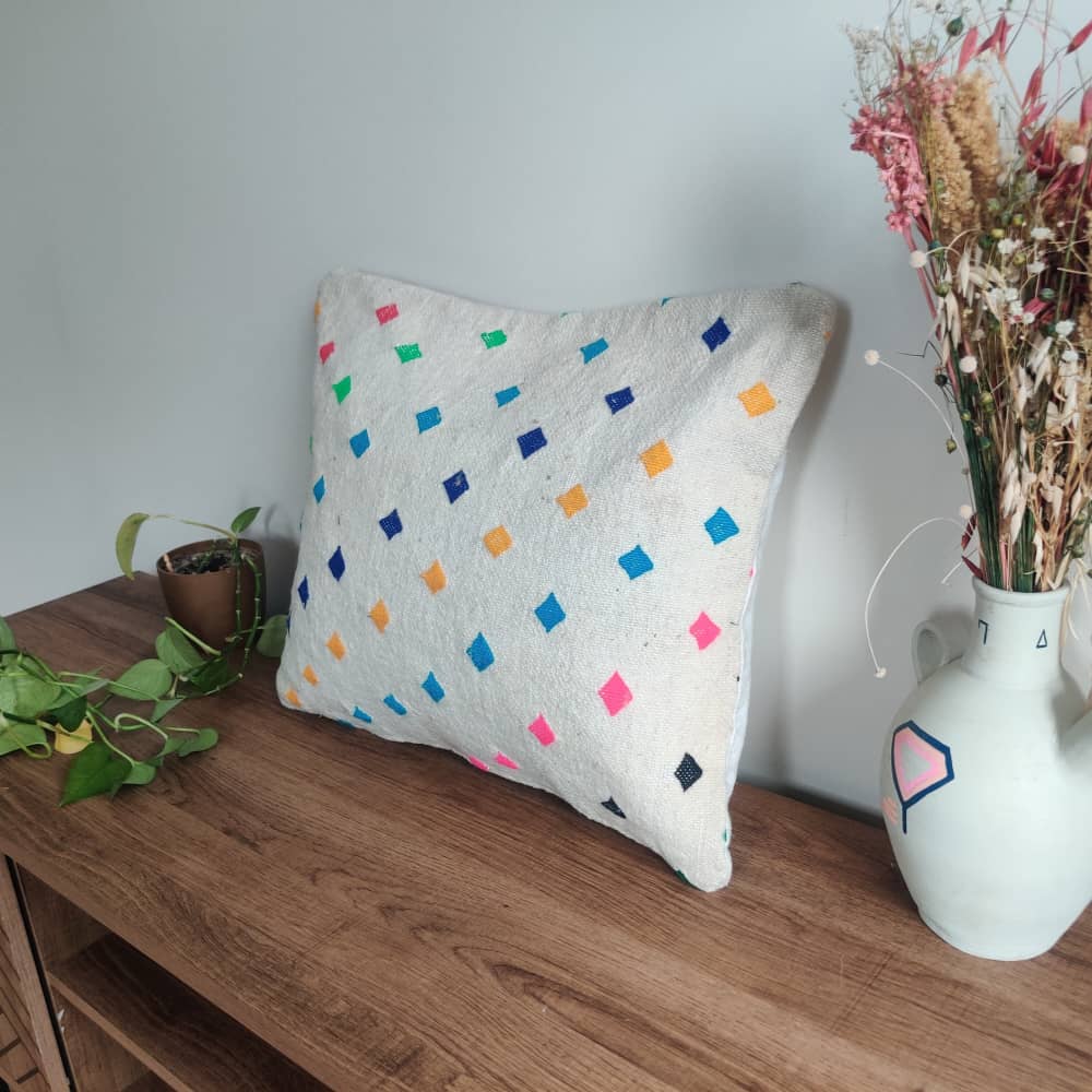 Coussin berbère carreaux vifs | MAZIR Décoration