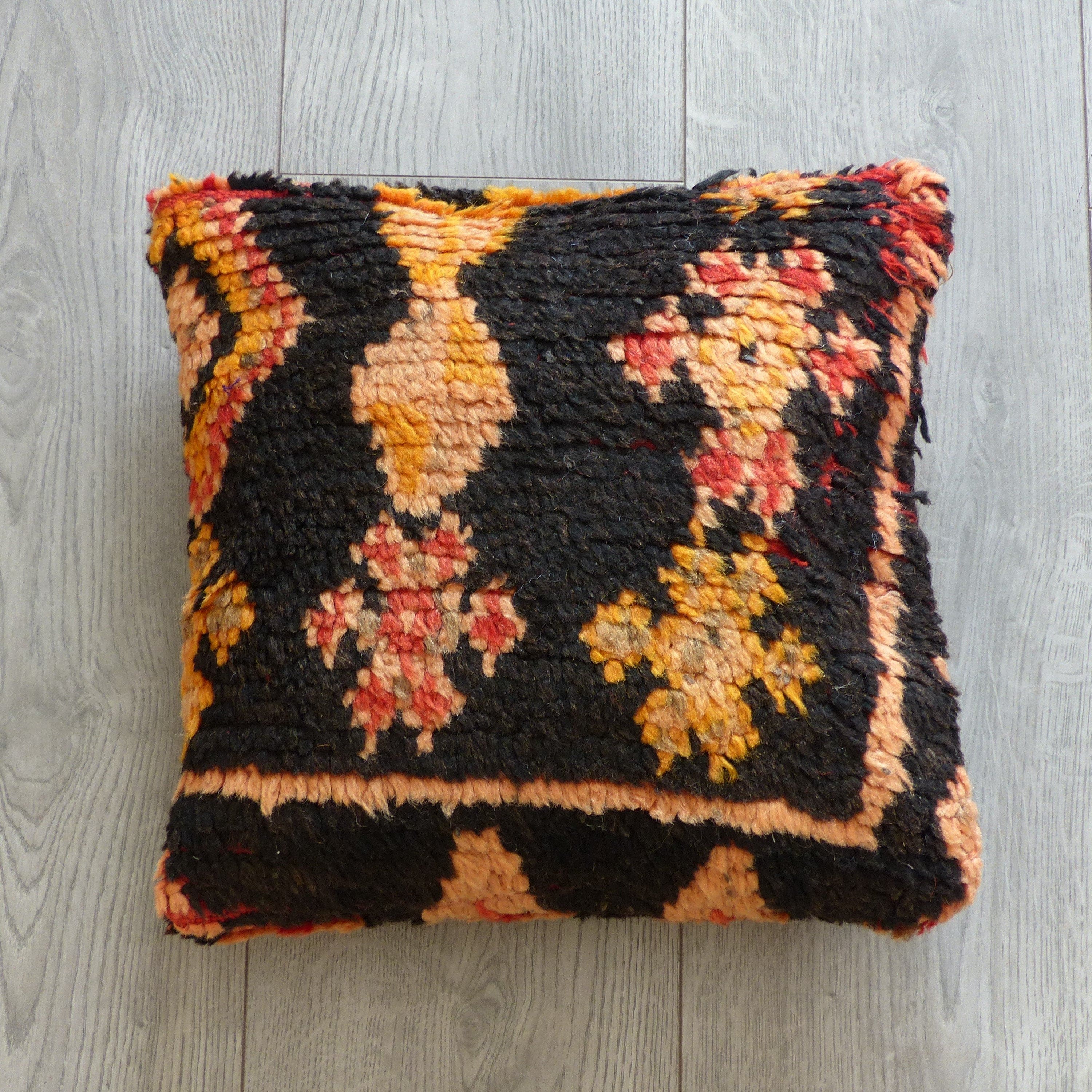 Coussin berbere noir