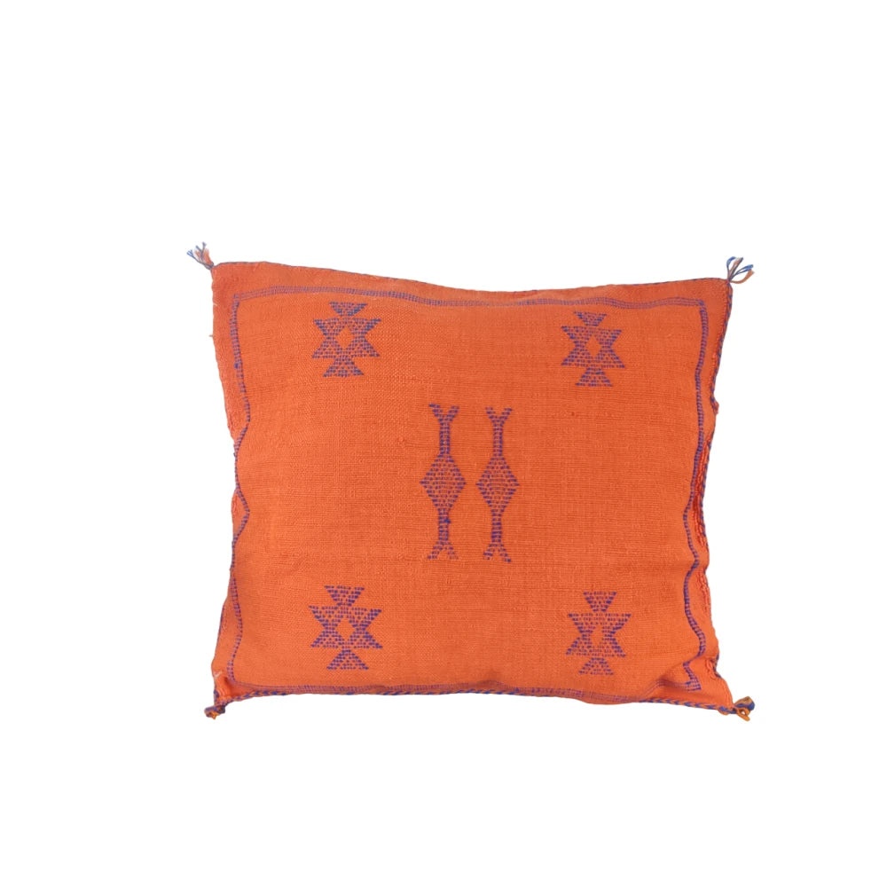 Coussin berbère orange motifs bleus