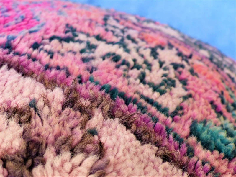 Coussin Boujaad Rose | Coussin vintage en laine | MAZIR