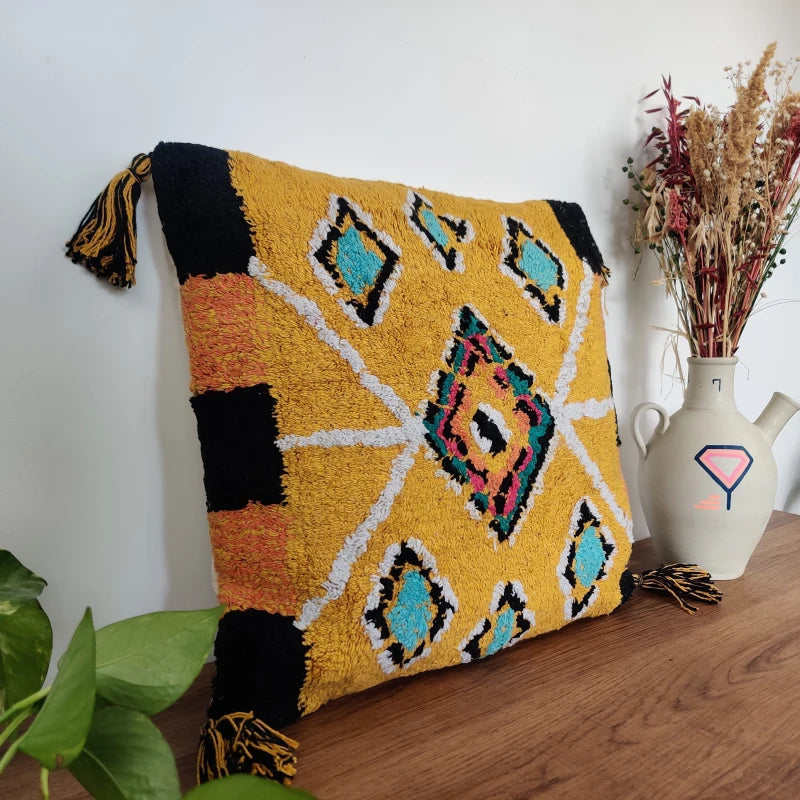 coussin berbere jaune