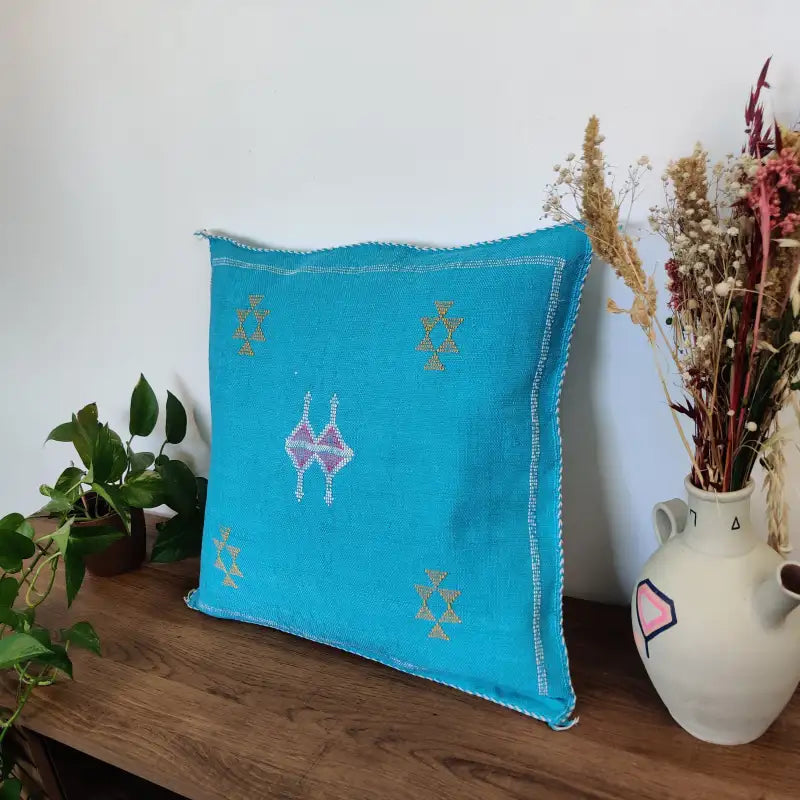 Vue angle 2 du Coussin Marocain sabra Bleu fait main