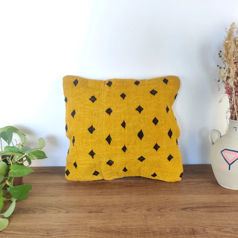 Coussin marocain bohème jaune