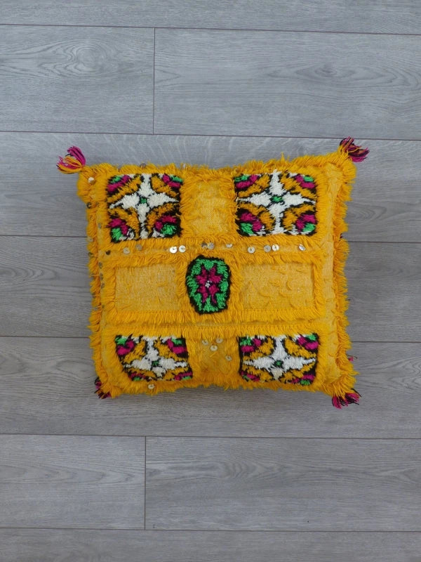 coussin marocain jaune
