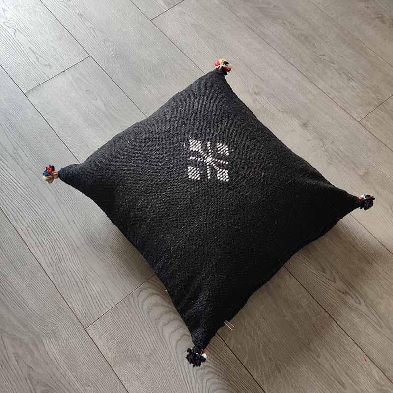 coussin marocain noir