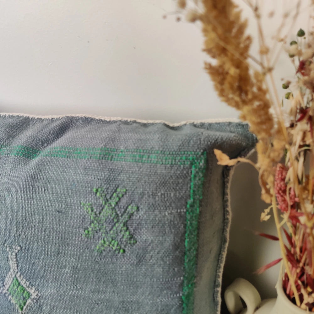 Coussin Sabra gris bleu en Soie de Cactus