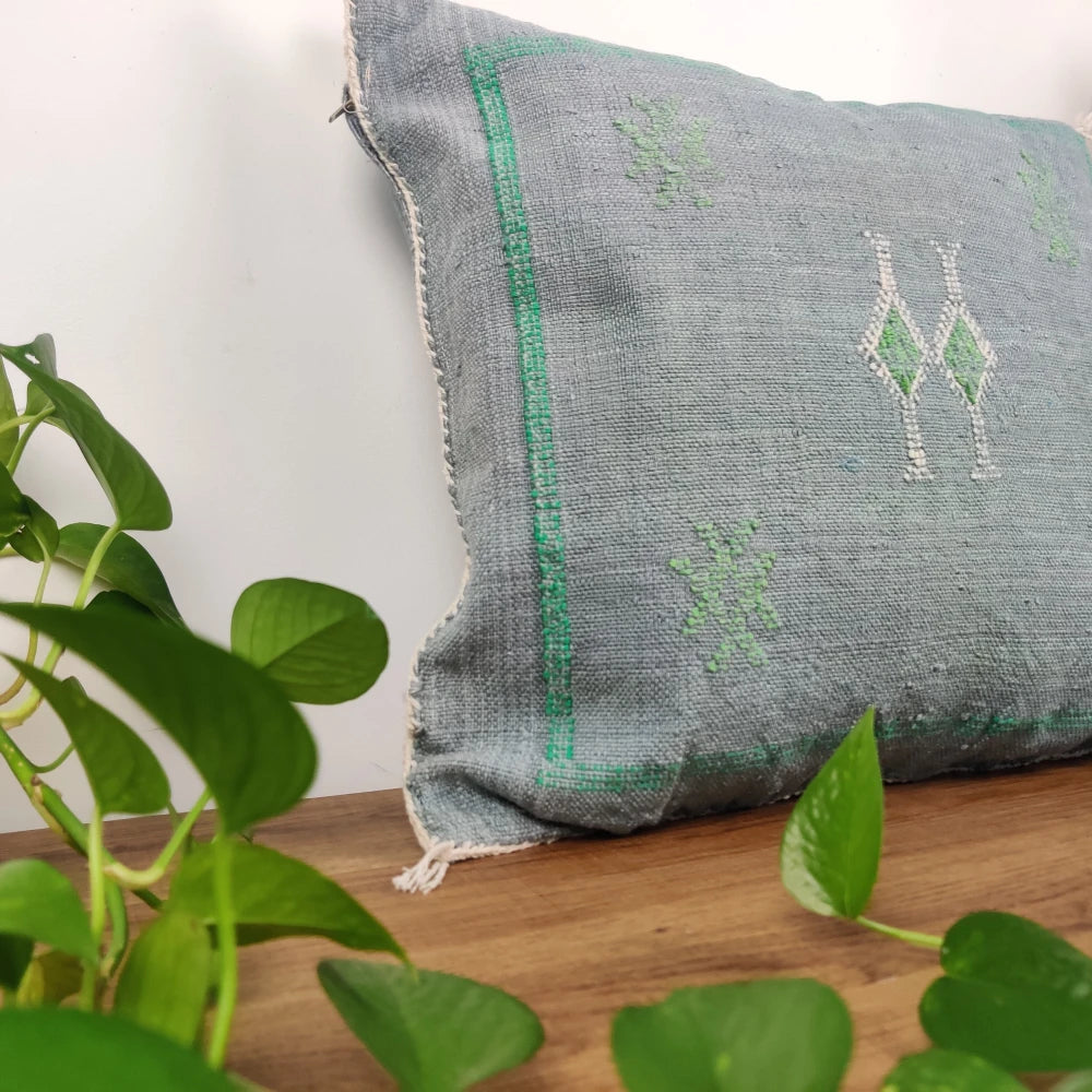 Coussin Sabra gris bleu en Soie de Cactus