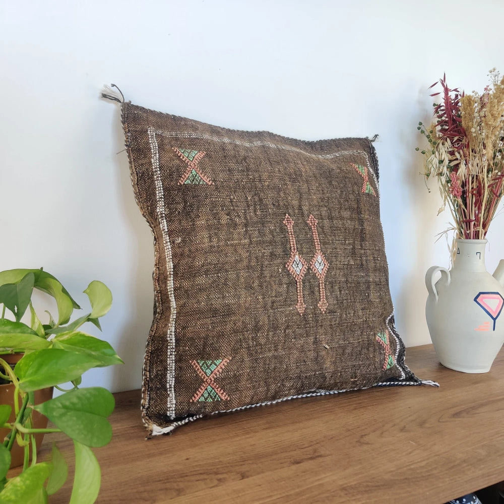 Coussin Sabra marron chocolat - MAZIR Décoration