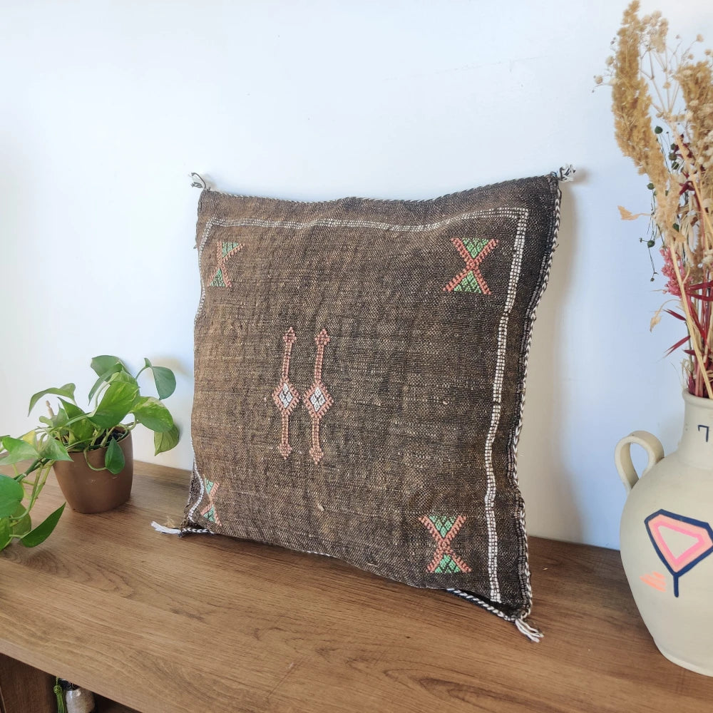 Coussin Sabra marron chocolat - MAZIR Décoration