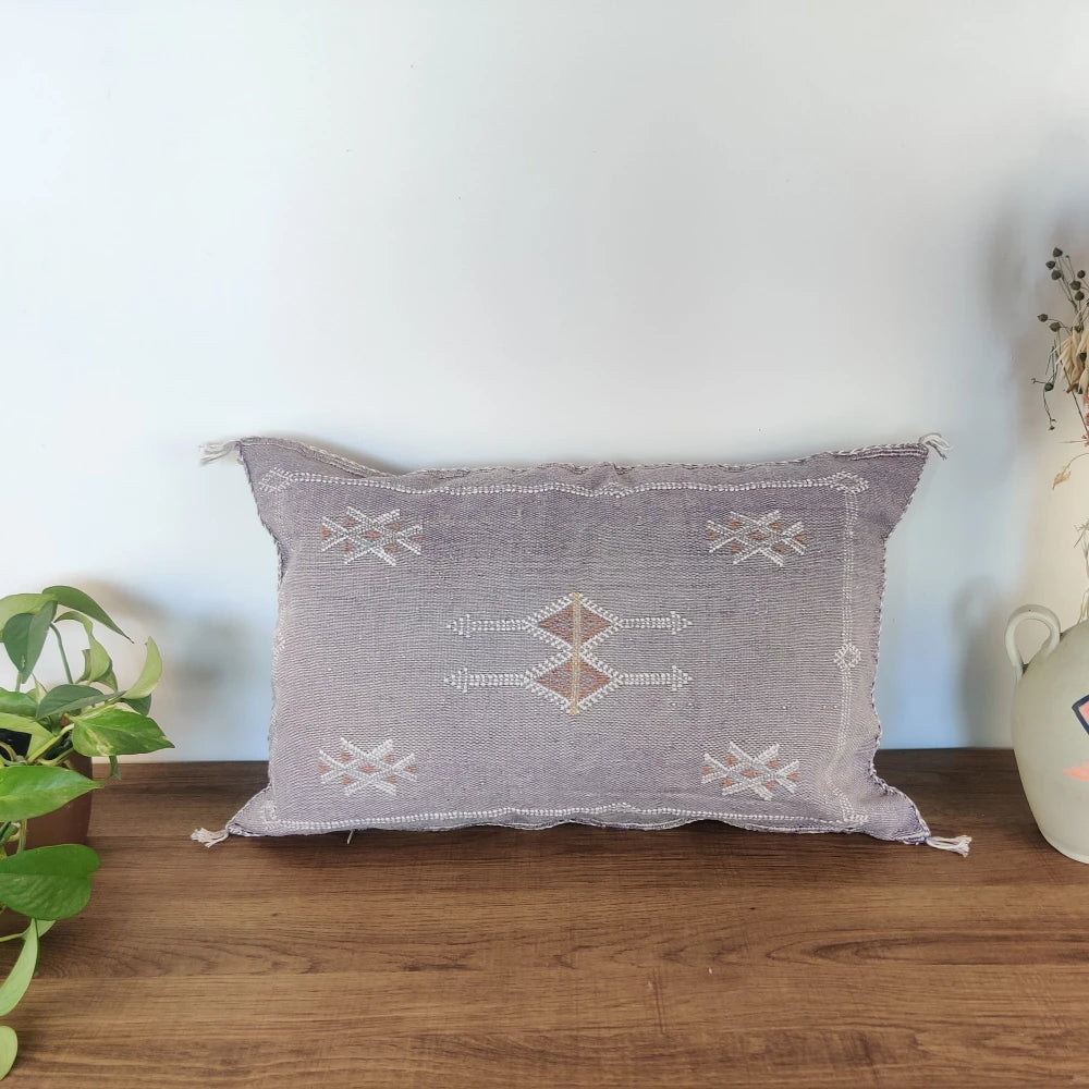 Coussin Sabra rectangulaire violet - MAZIR Décoration
