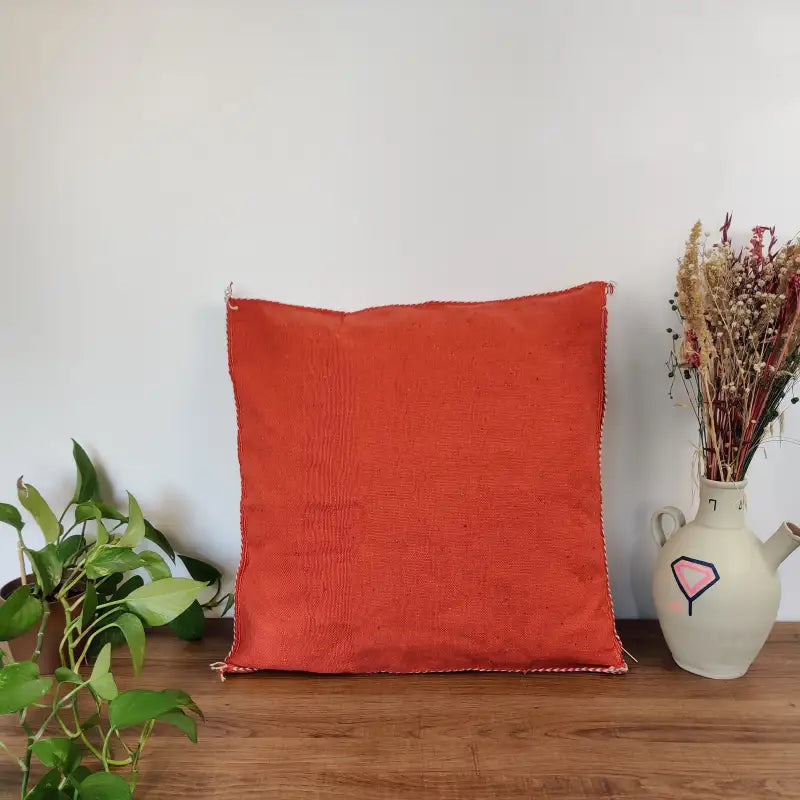 Seconde face du Coussin Sabra Rouge berbère Soie de Cactus