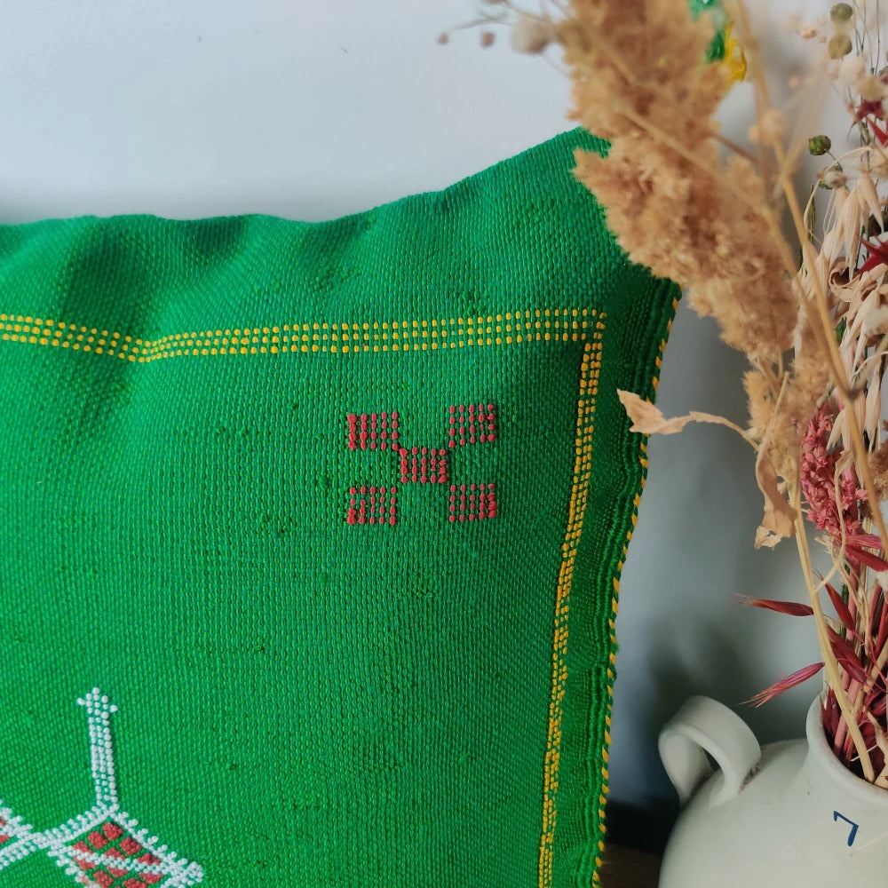 Coussin Sabra Vert bouteille bohème <br> Soie de Cactus