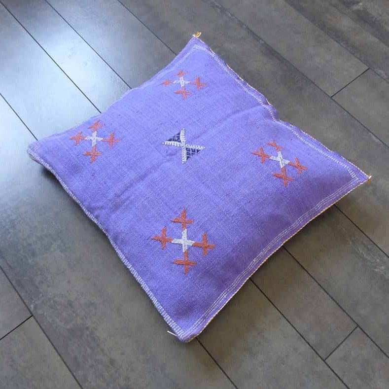 coussin marocain violet