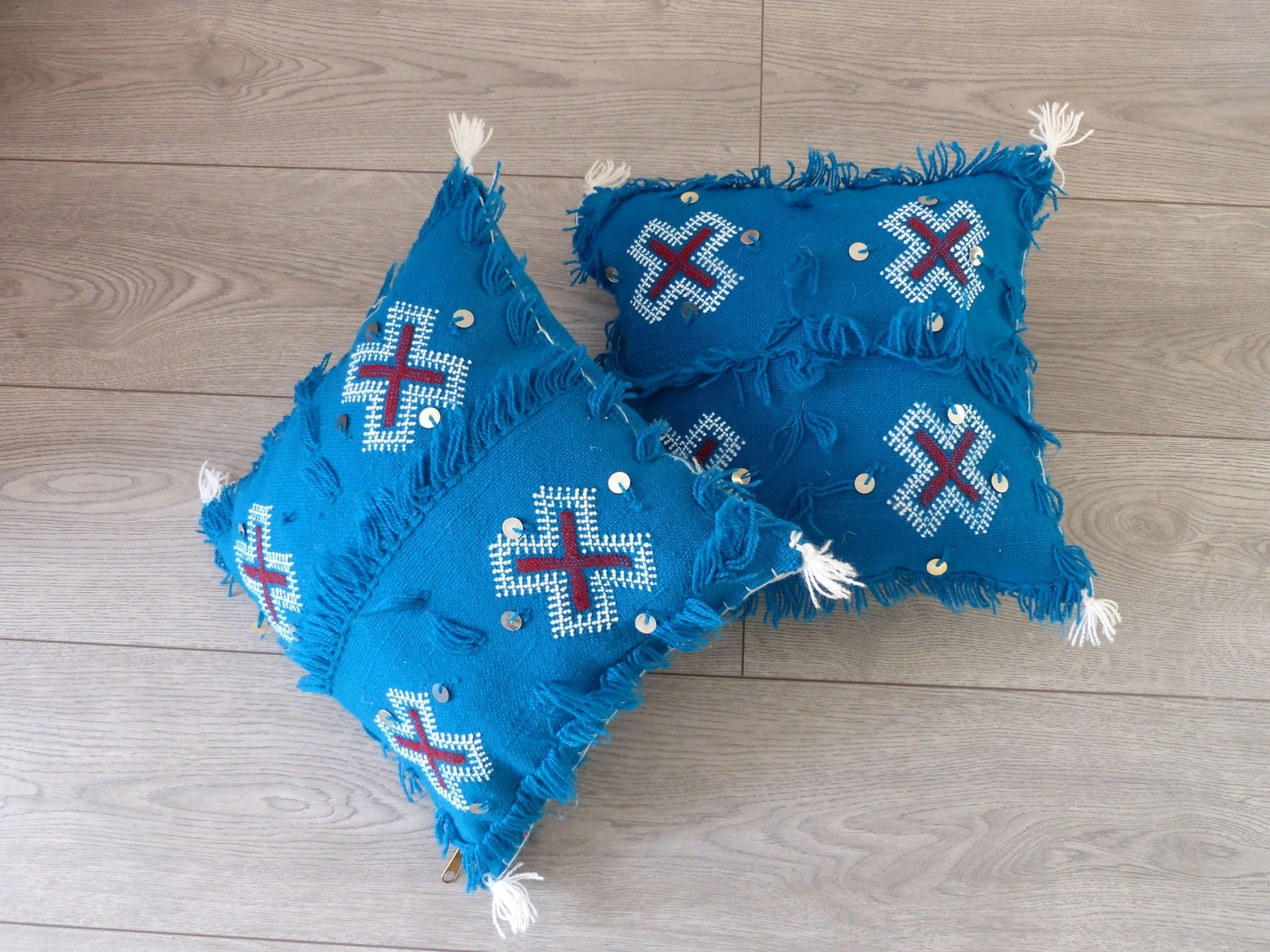 petit coussin berbere bleu 